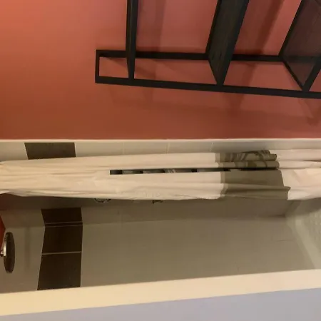 T3 En Centre-ville De Avec Terrasse, Piscine Et Parking - Fr-1-541-75 * La Roche-Posay